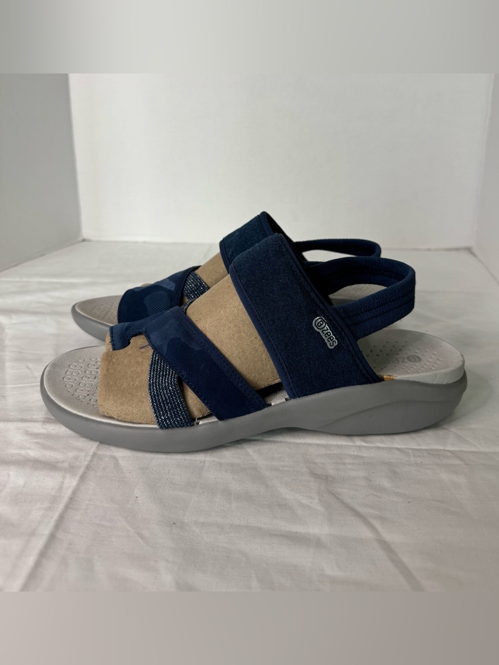 BZees Call Me Washable Strappy Sandals Size 10M